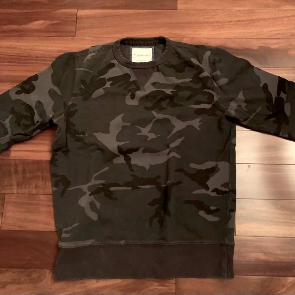 American Eagle Men’s Icon Fleece Icon Crew Neck Sweatshirt Grey Camo